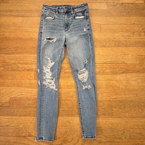 American Eagle Super Hi-Rise medium wash distressed jeggings pants size 6
 b11 - Picture 1 of 6